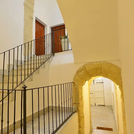 Izzhome Dsign Apartament *